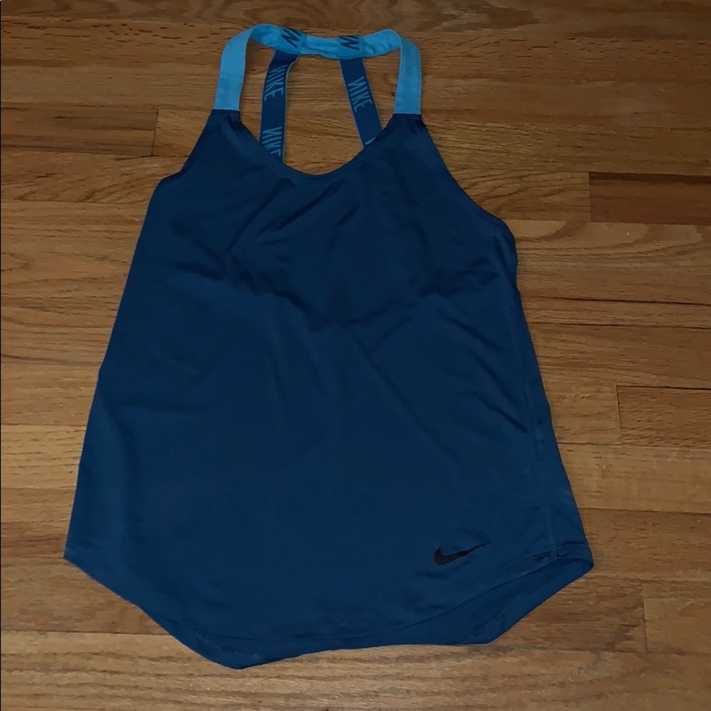 Nike workout tank